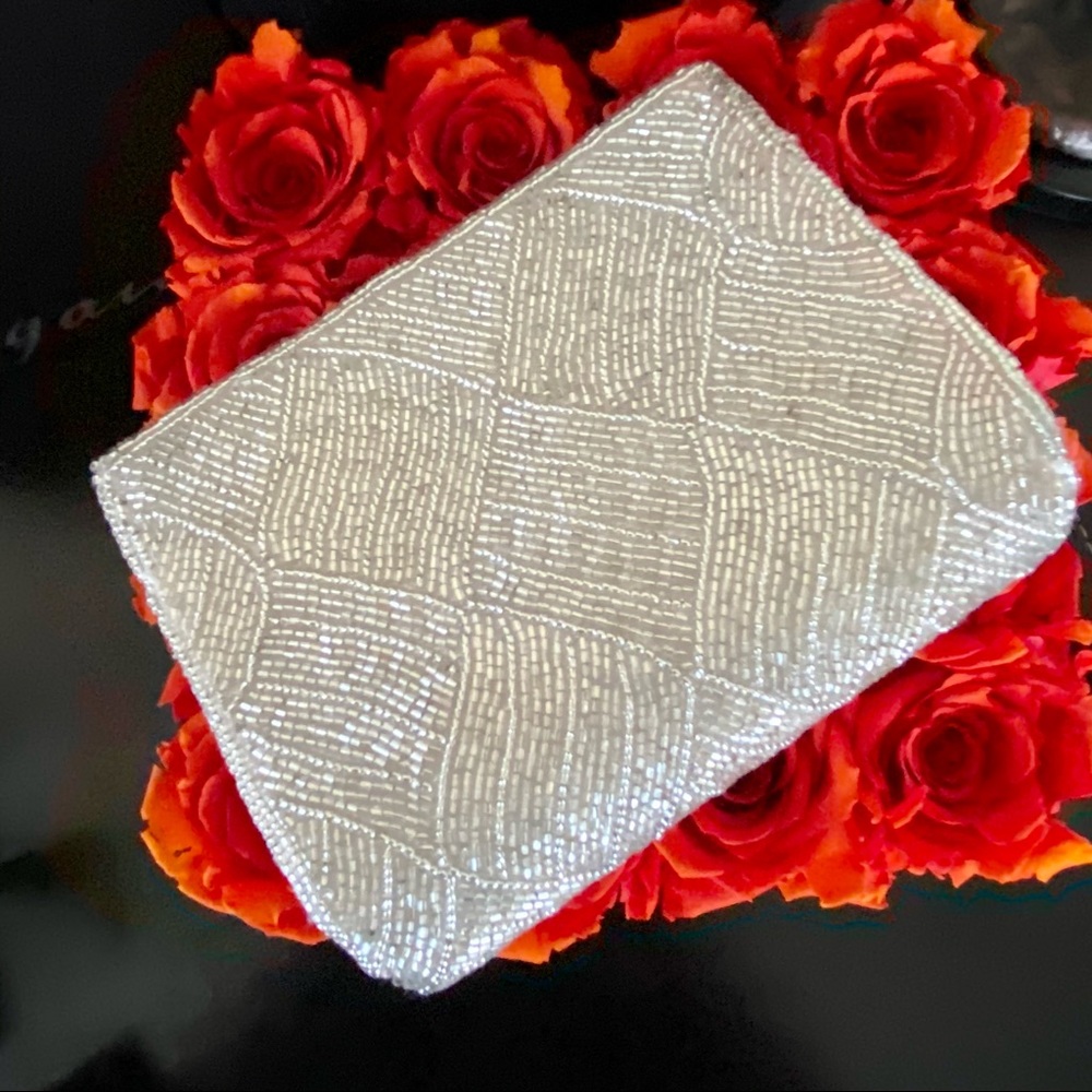 CACHE SUPER CUTE EVENING PURSE